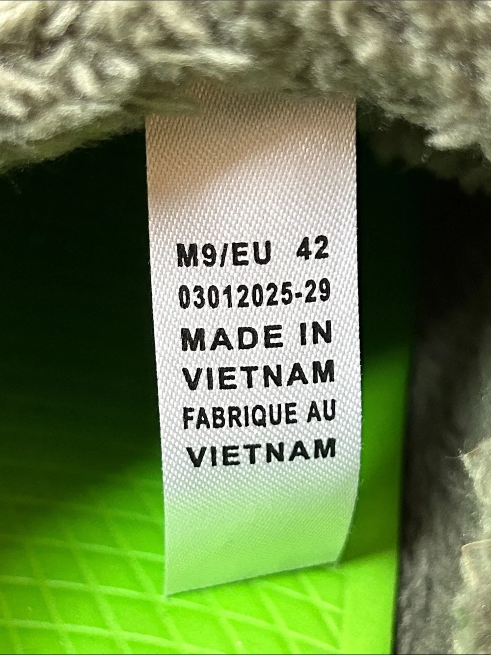 Oofos Oocoozie Fleece Clog Slipper Mules Slip On Comfort Recovery Shoes Green 9